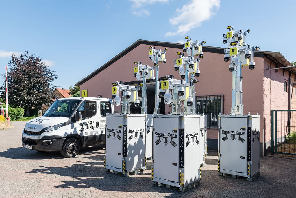 8x Baustellenüberwachung Box Secura Zone G-Line/G-25-Berserker mit Kranwagen Secura.zone 8x Baustellenüberwachung Box Secura Zone G-Line/G-25-Berserker mit Kranwagen Secura.zone